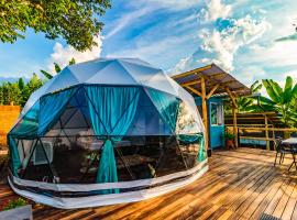Glamping ValleSanto Experience，位于Trujillo的酒店