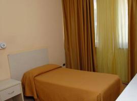 Hotel Riggioni，位于Pozzilli的酒店