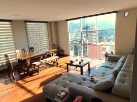 Amplio Departamento para compartir con anfitrion en La Mejor Zona de La Paz，位于拉巴斯的公寓