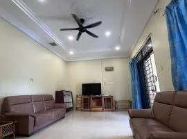 Muhibbah Homestay 2, Jalan Pantai Telok Kemang