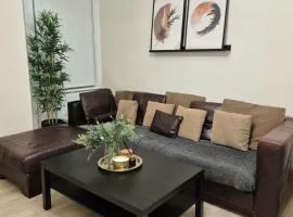 Rooms in Manchester 6 minutes Drive to Victoria Station