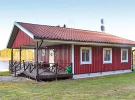 3 Bedroom Amazing Home In Holmsjö