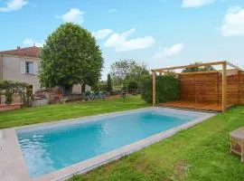 Nice Home In Briennon