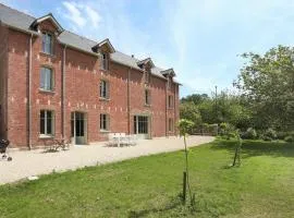 Stunning Home In Le Minihic-Sur-Rance