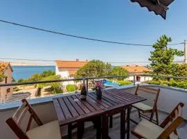 1 Bedroom Awesome Apartment In Prizna