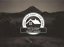 Te Gjyshi，位于佩尔梅特的酒店
