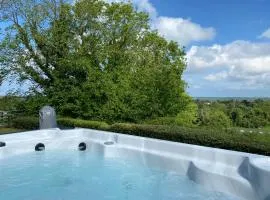 Carrick Beg Self Catering Holiday Accommodation with Hot Tub