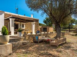 New! Villa Can Cardona，位于Illes Balears的度假屋
