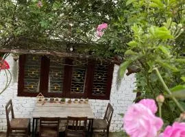 Nhà Có Gì Homestay - Đà Lạt