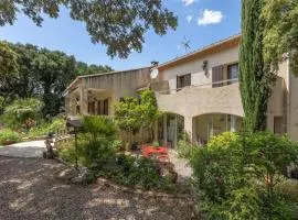 Awesome Home In Bédarrides