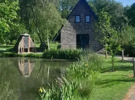 Häuschen am See