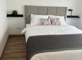 Apartment Magnolia gallery，位于Zemun的酒店