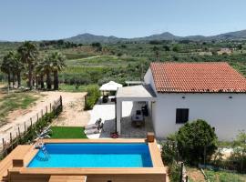 Villa Marica，位于帕尔蒂尼科的酒店