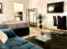 BeeFree Pocking 3 Free Parking Zentral Boxspringbett，位于波金格的酒店