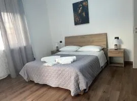 JULIET N - Rental Rooms Verona