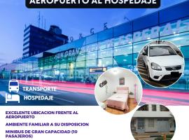 "A y J Familia Hospedaje" - Free tr4nsfer from the Airport to the Hostel - Only 1 trip，位于利马的公寓