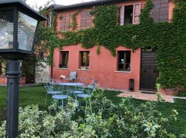 Agriturimo Cà Dorale，位于法诺的酒店