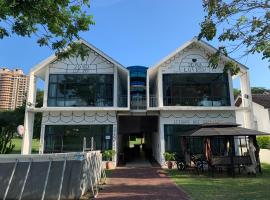 2D Fantastic Villa Best HomeStay，位于Kampong Alor Gajah的酒店