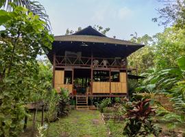 Casa Prana, Termales, Nuqui，位于努基的别墅