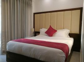 Shada Pathor Hotel & Resort，位于Bholāganj的酒店
