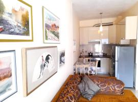 Art Condo Vlora，位于伏罗拉的酒店