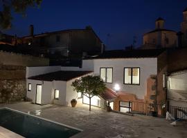 Costa Maresme, Barcelona ,Valentinos House & Pool，位于Vilassar de Dalt的度假屋