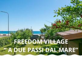 Freedom Village，位于索威拉托玛里纳的公寓式酒店