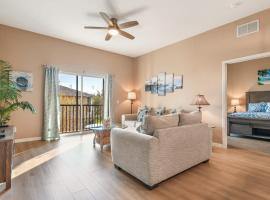 Bahama Bay Huge Penthouse condo，位于基西米的海滩酒店