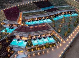 Ftelia Black Villas，位于法蒂亚的酒店
