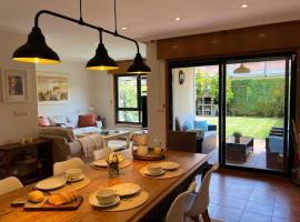 Exclusiva casa en playa América, cerca de Baiona，位于尼格兰的酒店