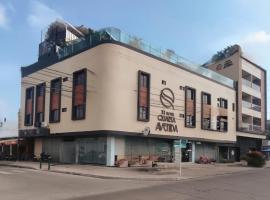 Hotel Quarta Avenida，位于蒙特里亚Los Garzones Airport - MTR附近的酒店