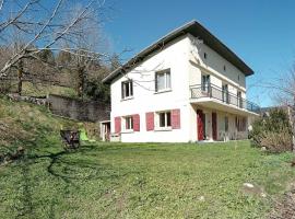 Charmante maison de village, 4 chambres, vue montagne, idéale famille/amis, jardin, garage, 8 pers. - FR-1-737-82，位于奥特朗的酒店