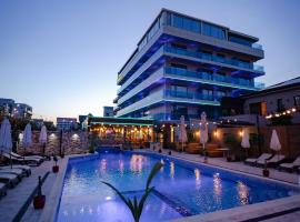 Almar Luxury，位于北马马亚-讷沃达里的酒店