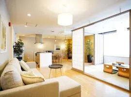 Condominium Riana