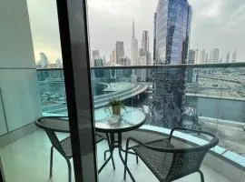 Modern apartment, Business Bay,10 mins Burj Khalifa