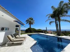 Palm Maresme - Suite with bathroom and terrasse with ocean views in a private villa