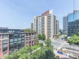 2BR Executive Apartment in Prime Location