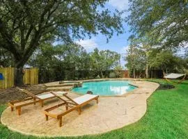 Tropical Pool Oasis - 5 BR Foosbal Cinema