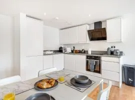 Pass The Keys Stylish 2 Bedroom Apartment on Altrincham High Street