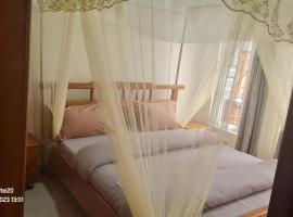 Room in Guest room - Charming Room in Kayove, Rwanda - Your Perfect Getaway，位于Kayove的旅馆