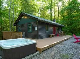 The Big Little Cabin - Hot Tub & Playground