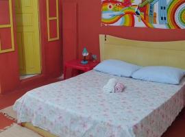 Perto Do Aeroporto De Salvador - Dona Pitanga Hostel，位于劳鲁-迪弗雷塔斯的酒店