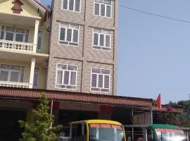 Hùng Mạnh Hotel