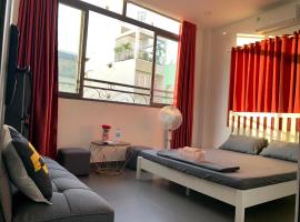 Elegant Hostel Sai Gon - District 3，位于胡志明市的酒店