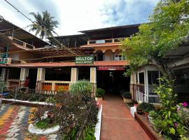 Hill Top Beach Resort，位于瓦尔卡拉的酒店