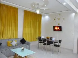 Riad Bollywood- family charm
