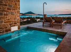 Gialova Hills Luxury Villas with Private Pool，位于吉亚洛瓦的酒店