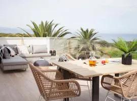 Tu refugio junto al mar te espera