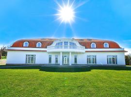 DiamondHouse vila & wellness，位于科林的酒店