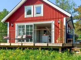 Lovely Home In Åkersberga With Wifi，位于奥克什贝里亚的酒店